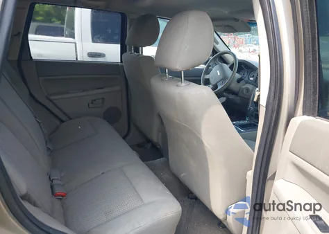 2005 Jeep Grand Cherokee Laredo z USA, uszkodzony, nr VIN 1J4GR48K05C719069